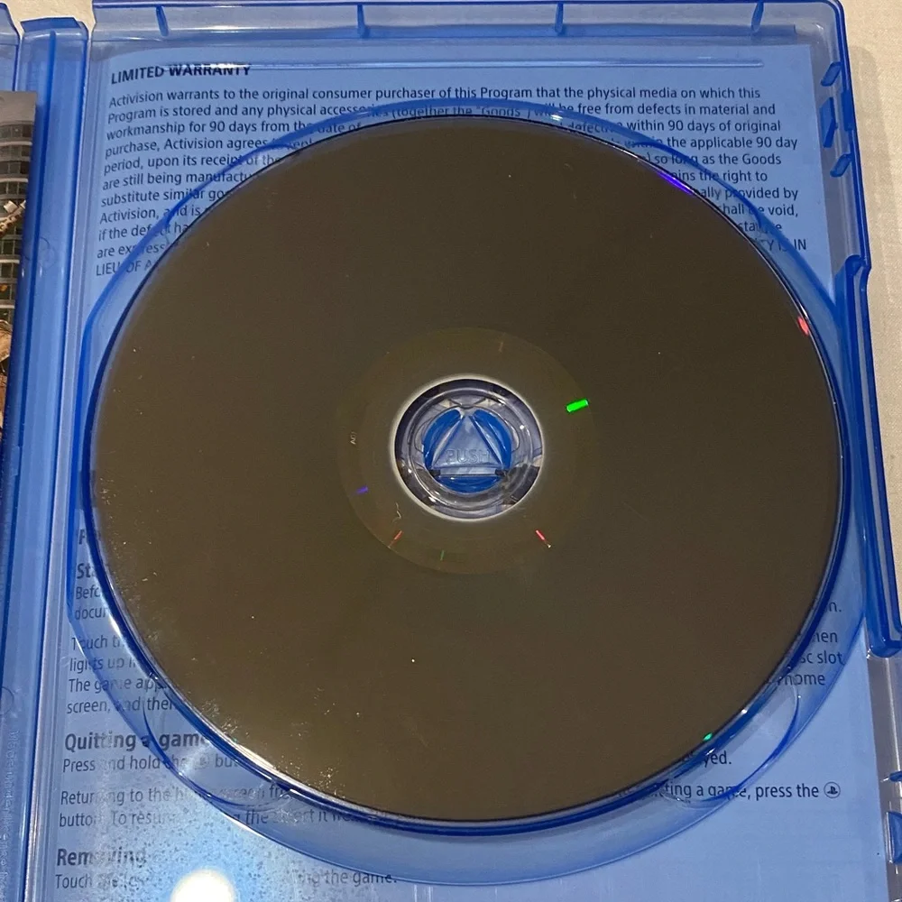 Call of Duty: Black Ops Cold War for PS4 - Blue Case